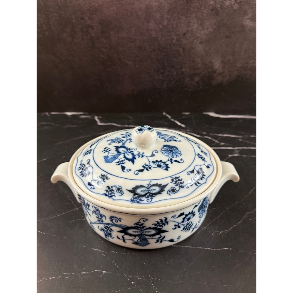 VTG Blue Danube Blue Onion 7in Covered Casserole Dish Rectangle Stamp MINT!